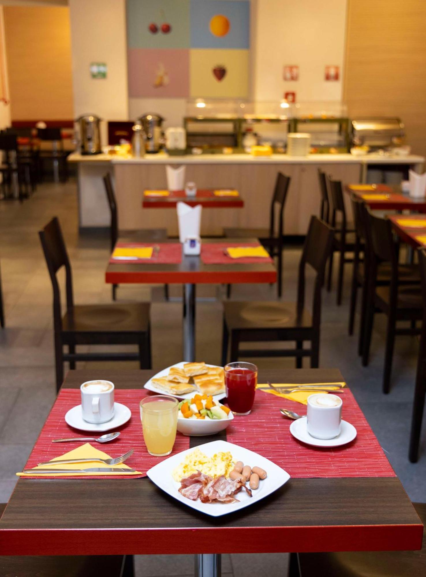 Best Western Porto Antico Genoa Luaran gambar