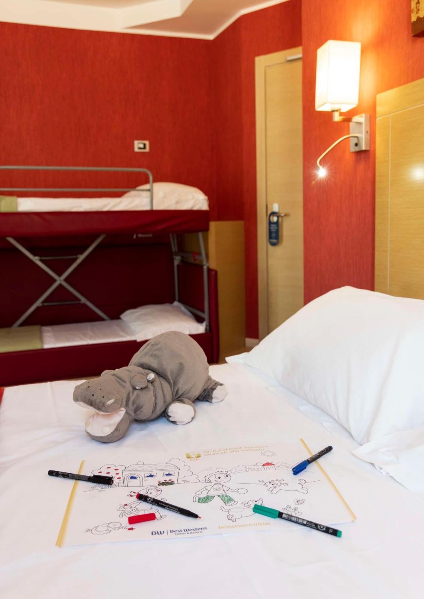 Best Western Porto Antico Genoa Luaran gambar